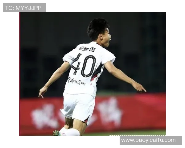 深圳羽毛球队以54分领跑联赛积分榜展现强劲实力