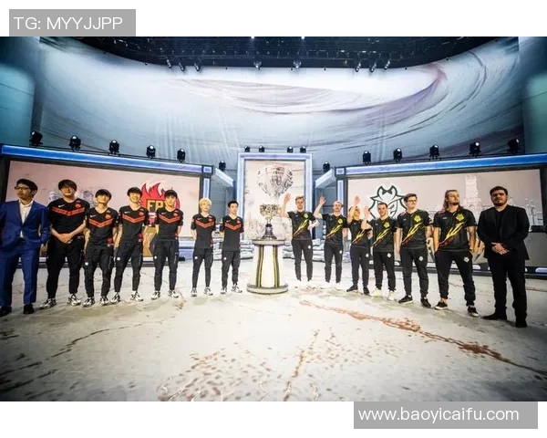 城市赛点评:FPX在激烈竞争中展现出强大实力与团队默契 城市赛点评:FPX在激烈竞争中展现出强大实力与团队默契