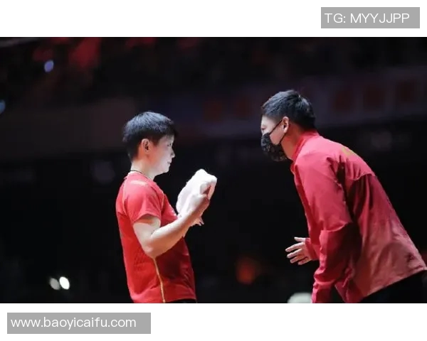 广州羽毛球队与深圳羽毛球队赛后复盘分析比赛节奏与战术对抗