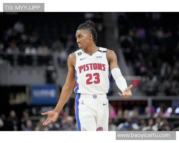 杰登艾维的篮球之路：从大学明星到NBA新星的成长历程