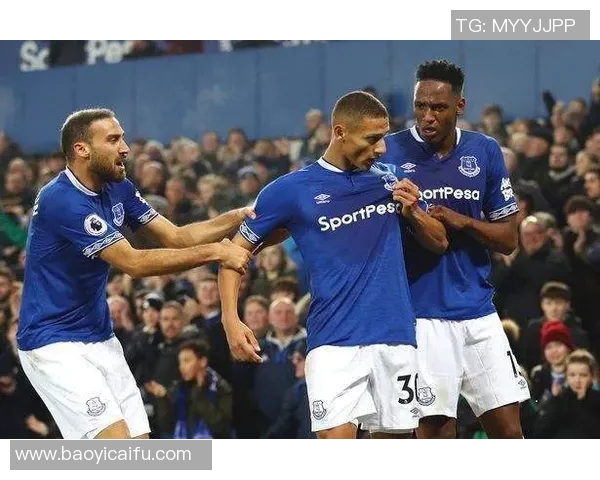 伯明翰与利兹联对决结果揭晓精彩瞬间回顾与分析