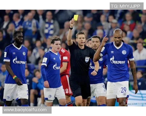 赫尔蒙德迎战FC埃因霍温两队争夺关键三分的精彩对决