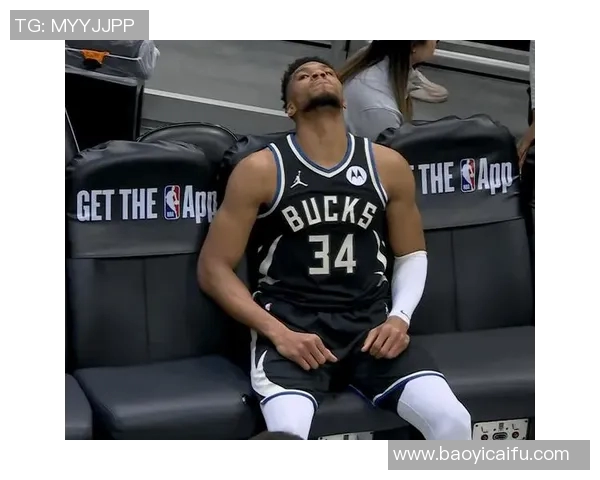 字母哥赛后愤怒撕毁球衣雄鹿惨败引发更衣室激烈冲突