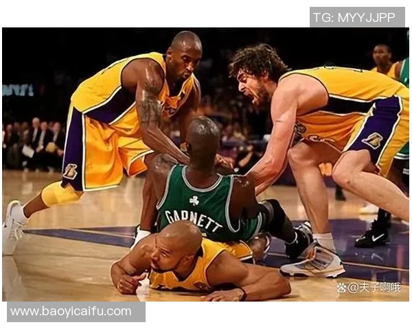 广东与上海精彩对决回放12月29日比赛全程回顾与精彩瞬间分析 广东与上海精彩对决回放12月29日比赛全程回顾与精彩瞬间分析