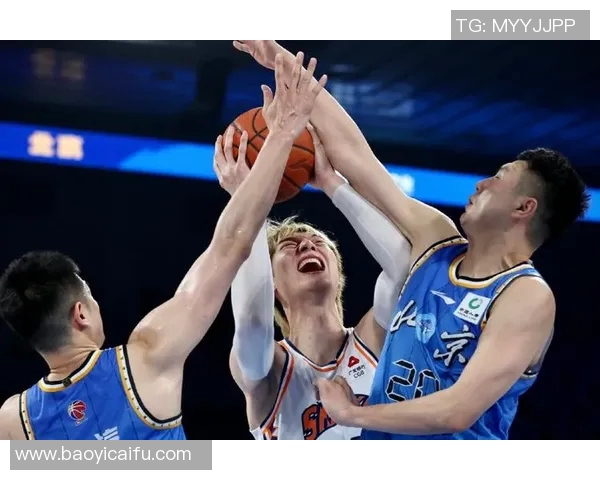 CBA精彩对决上海队与北京队比赛录像回放全程回顾与精彩瞬间分析