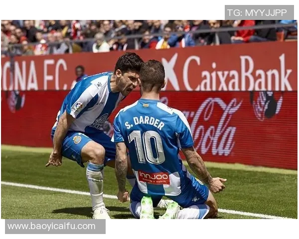 利物浦与都灵的精彩对决赛果揭晓,球迷热议比赛亮点与精彩瞬间