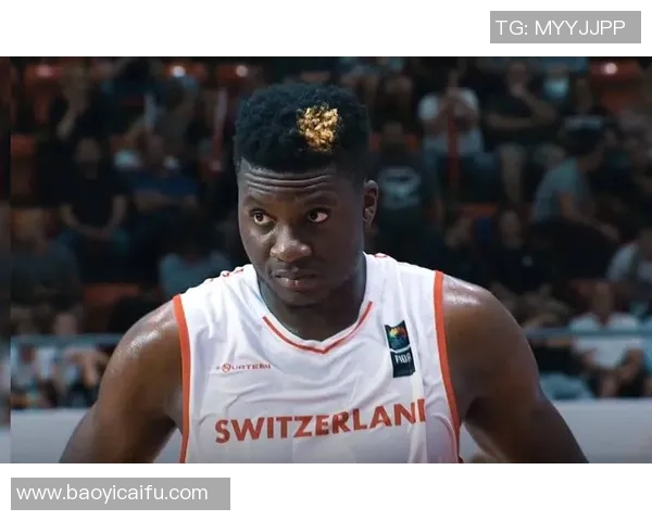 克林特卡佩拉在NBA赛场上的成长与影响力分析