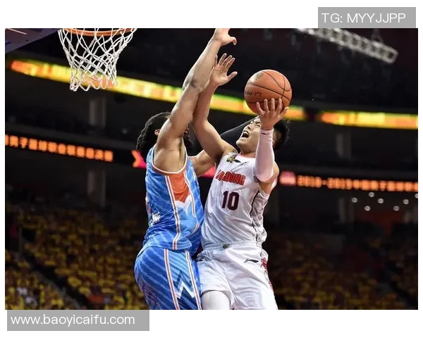 西热力江的篮球之路与新疆体育发展的新篇章